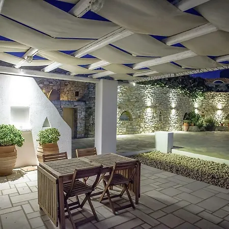 Mykonos Art * Kanalia (Mykonos)